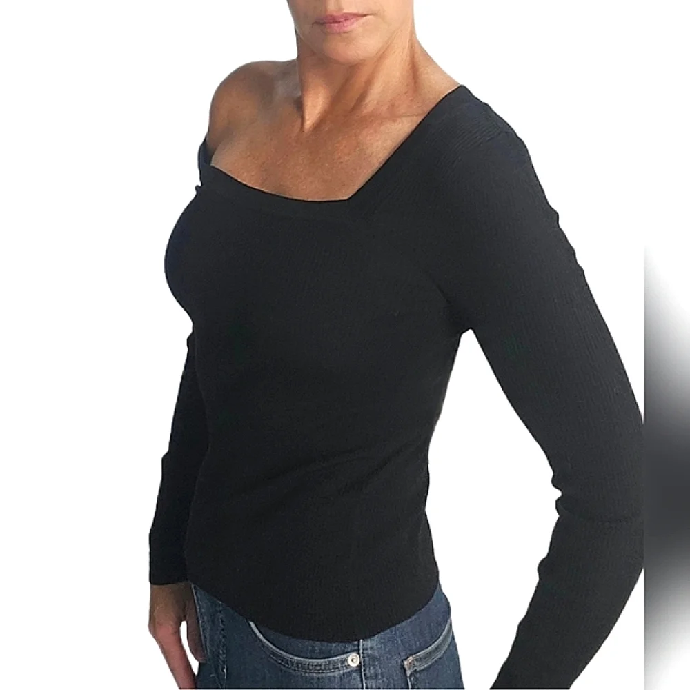 ❤️SPECIAL❤️A.L.C. Black Longsleeve Top With Asymmetrical Neckline - Picture 8 of 10